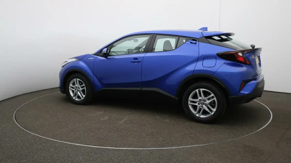 2022-toyota-c-hr-18-vvt-i-icon-big-47