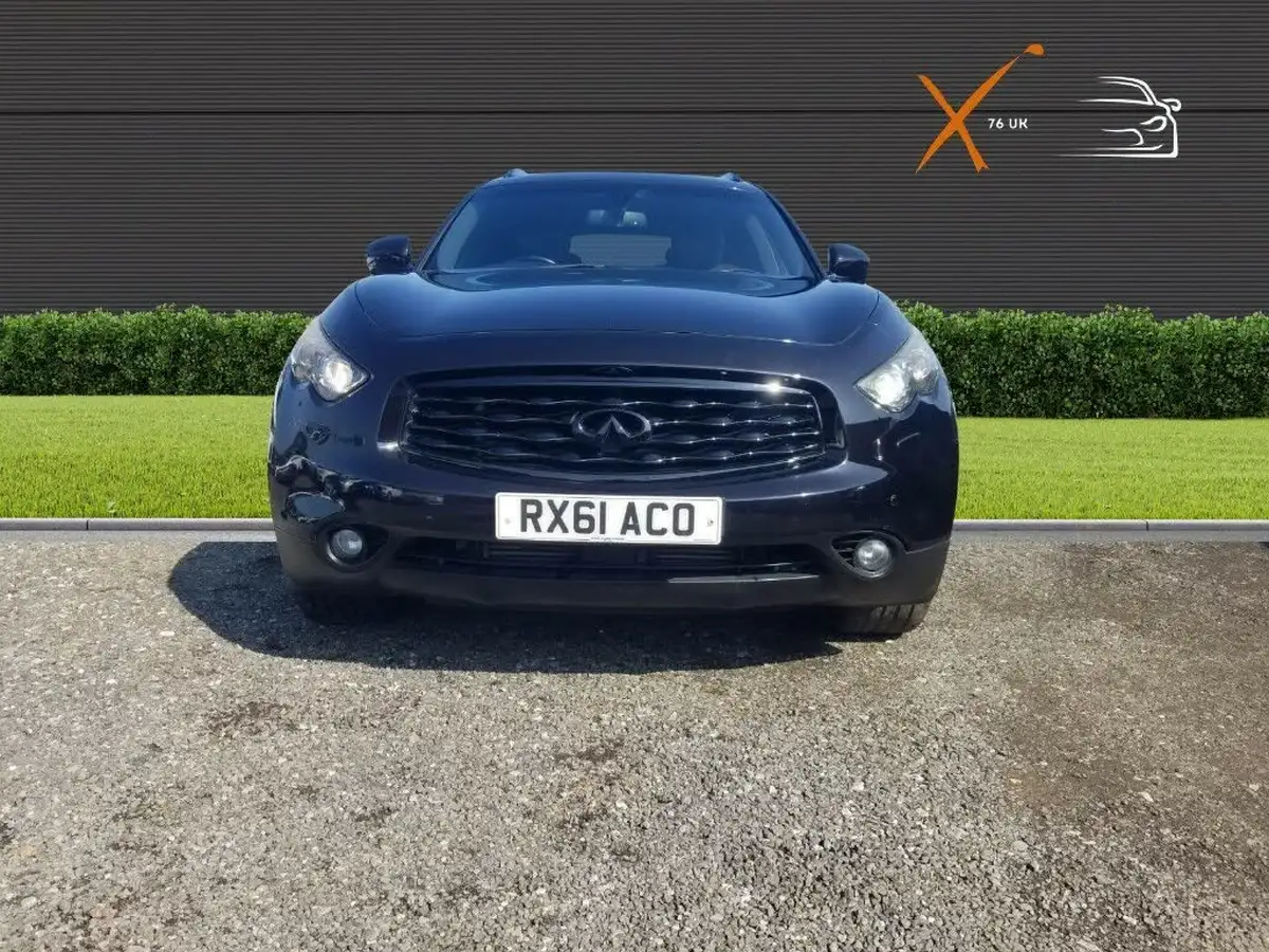 2011-infiniti-fx-30td-gt-big-5