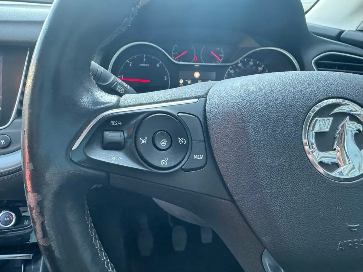 2019-vauxhall-grandland-x-15td-elite-nav-ss-blueinjection-big-20