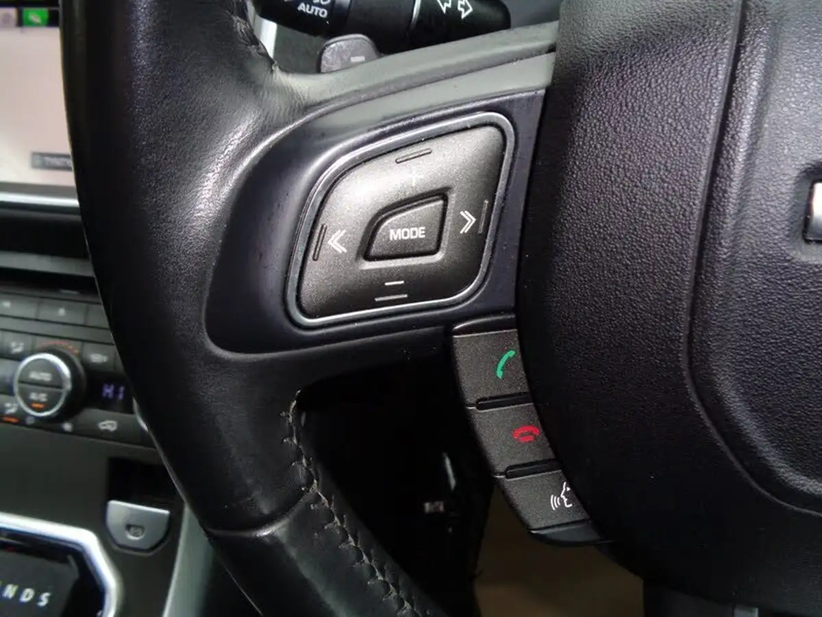 2015-land-rover-range-rover-evoque-22sd4-pure-tech-hatchback-5d-auto-big-20
