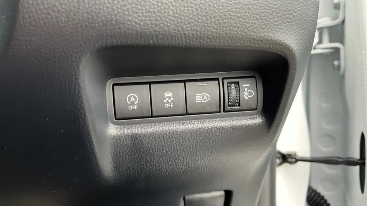 2023-toyota-aygo-x-10-vvt-i-pure-cvt-big-19