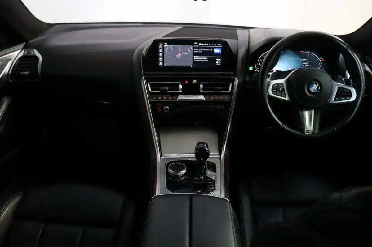 2019-bmw-8-series-30-840i-coupe-2d-big-7