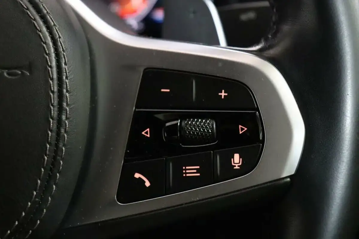 2019-bmw-8-series-30-840i-coupe-2d-big-31