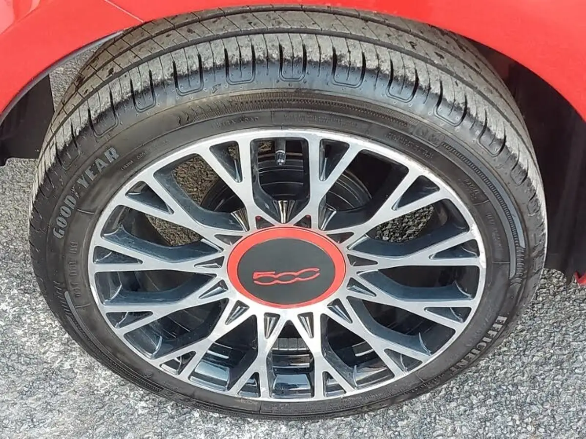 2023-fiat-500c-10-red-big-8