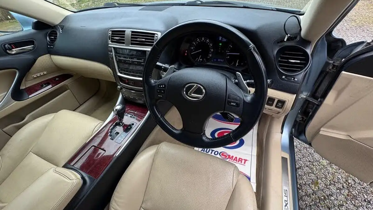 2007-lexus-is-250-25-se-l-auto-big-15