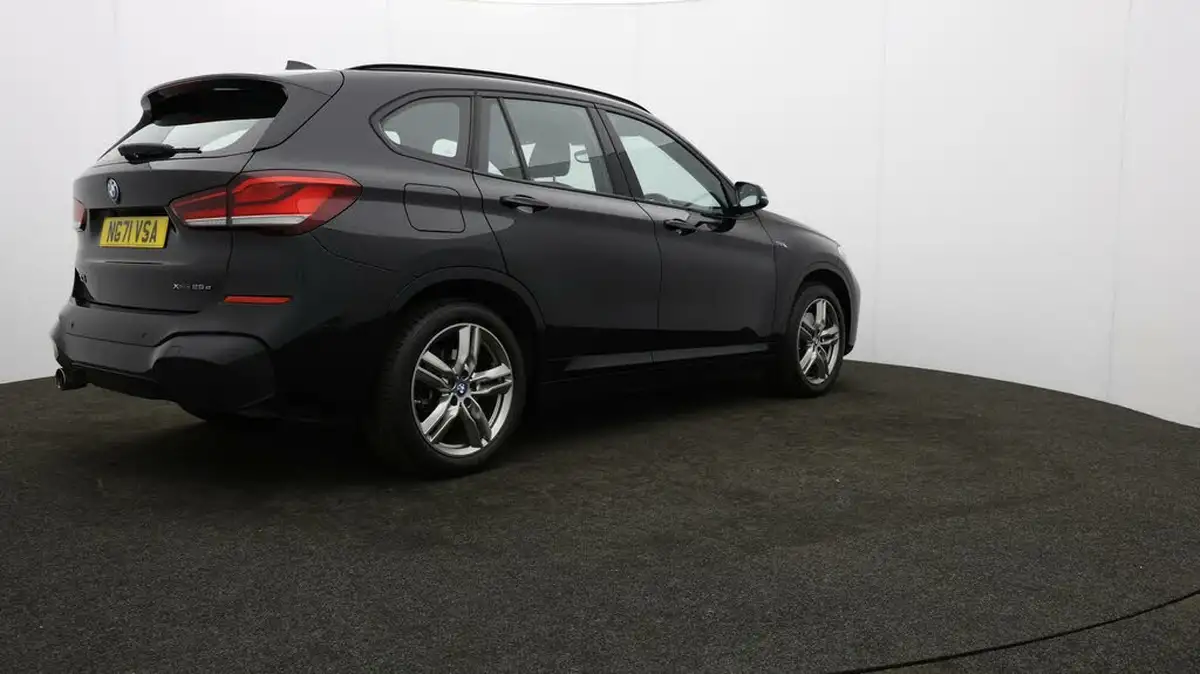 2022-bmw-x1-15-xdrive-25e-phev-m-sport-big-6