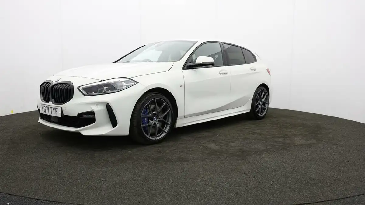 2021-bmw-1-series-20td-118d-m-sport-lcp-big-2