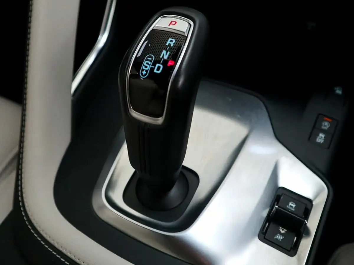 2019-jaguar-e-pace-20-i4d-r-dynamic-hse-180ps-big-41