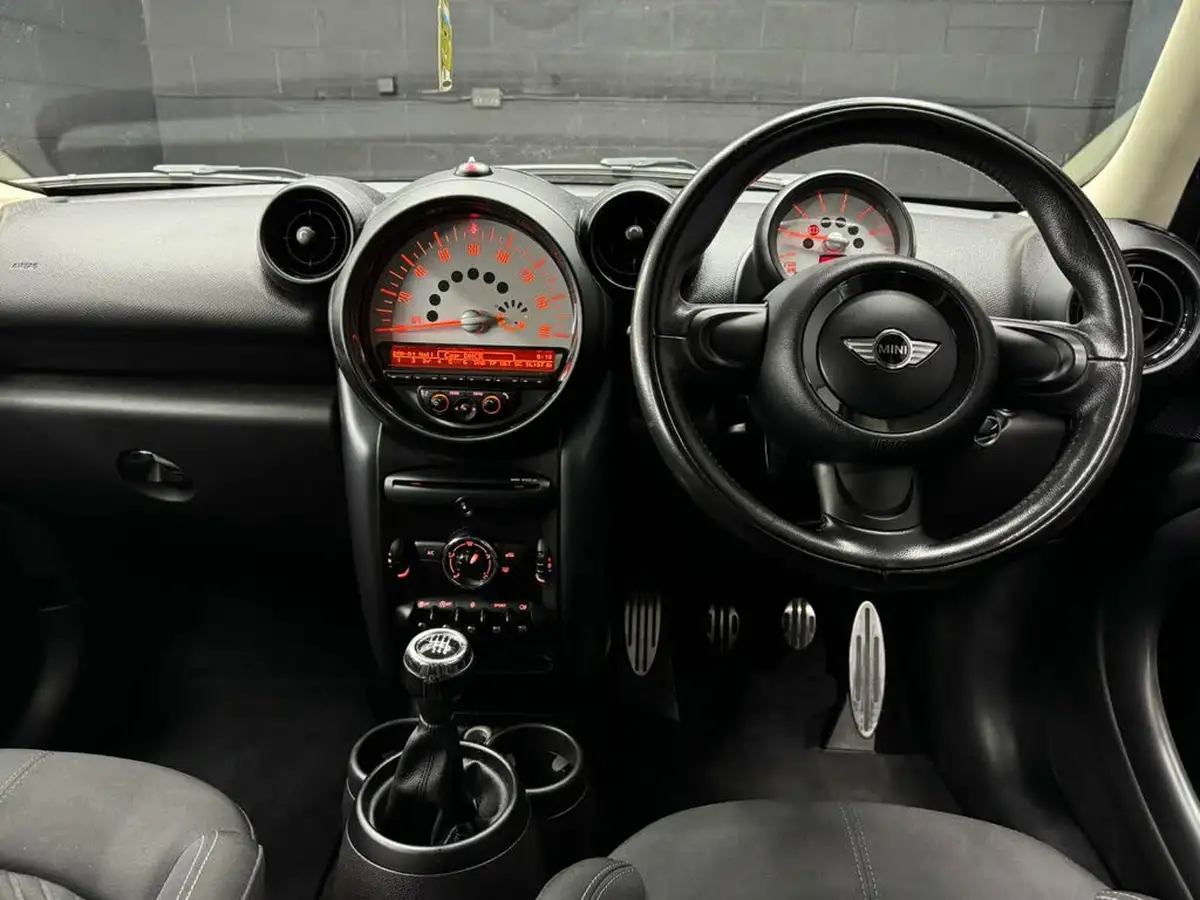 2013-mini-countryman-20td-cooper-sd-big-29