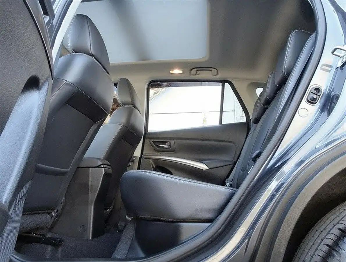 2023-suzuki-s-cross-14-boosterjet-ultra-allgrip-big-13