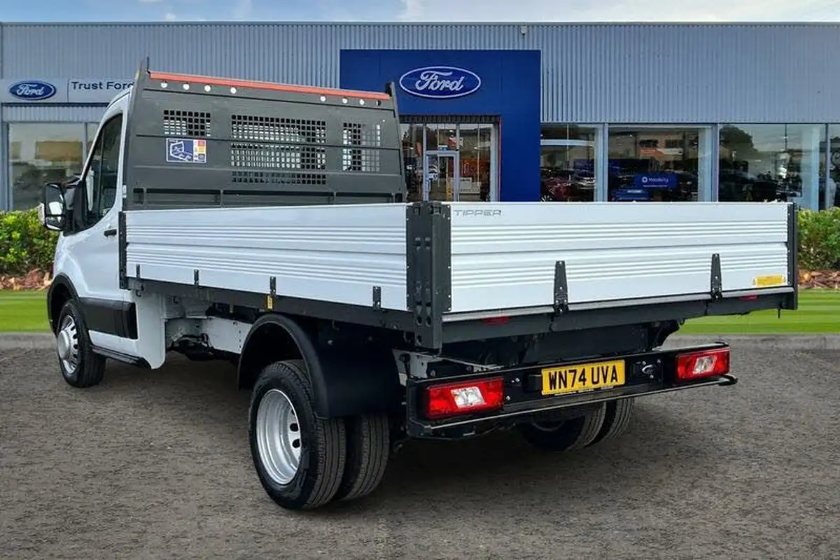 2023-ford-transit-20tdci-350-l2h1-leader-130pseu6dt-rwd-cab-big-1