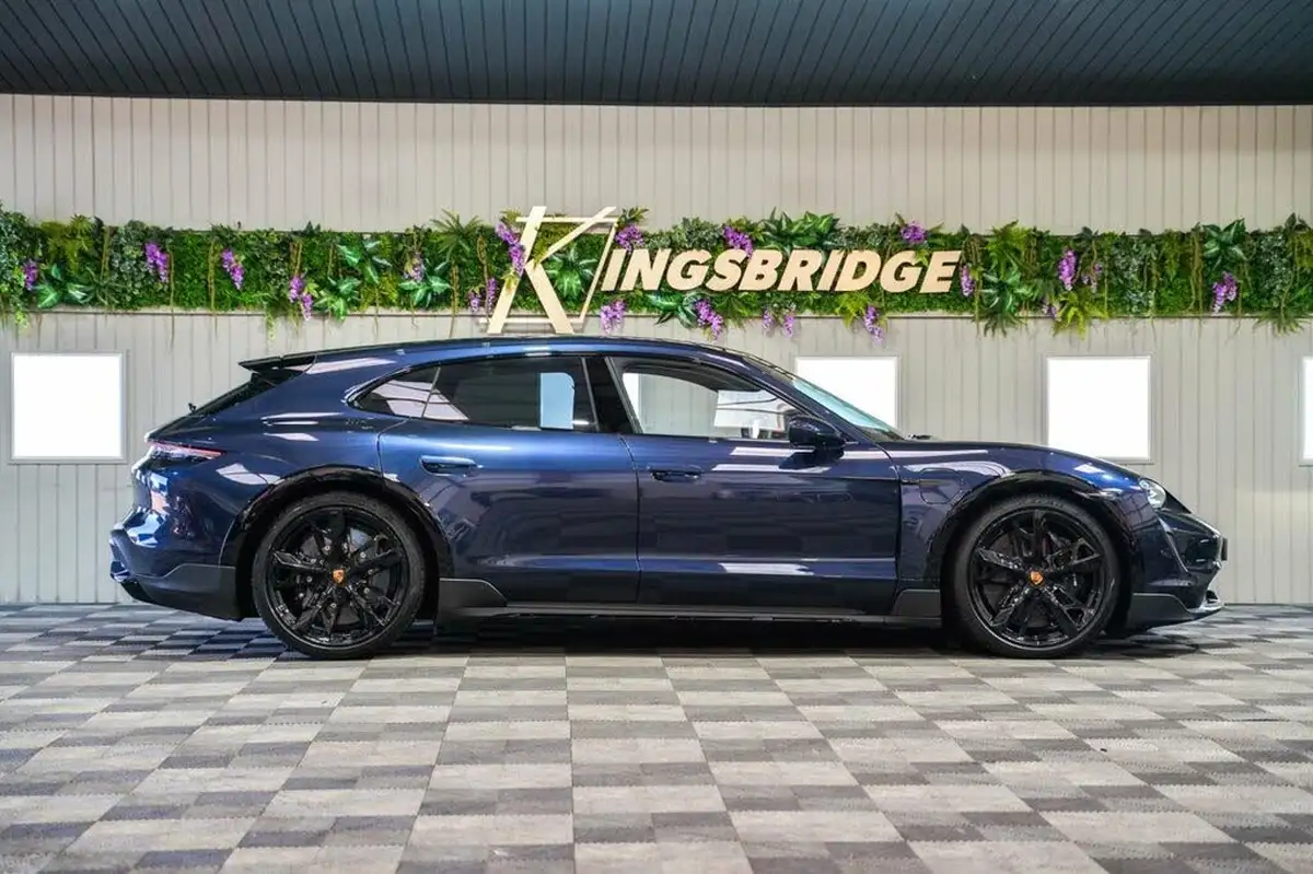 2023-porsche-taycan-e-turbo-s-cross-turismo-big-58