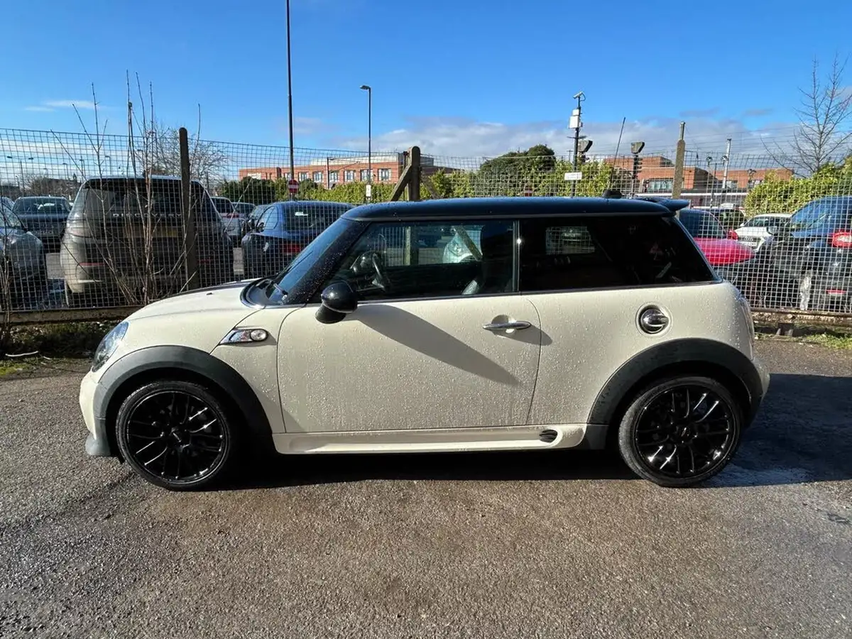 2012-mini-cooper-16-cooper-s-184bhp-sport-chili-hatchback-3d-big-6