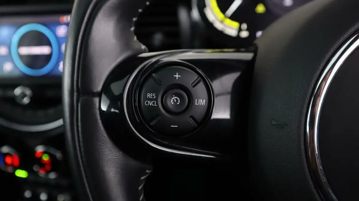 2020-mini-cooper-e-cooper-s-3-big-21