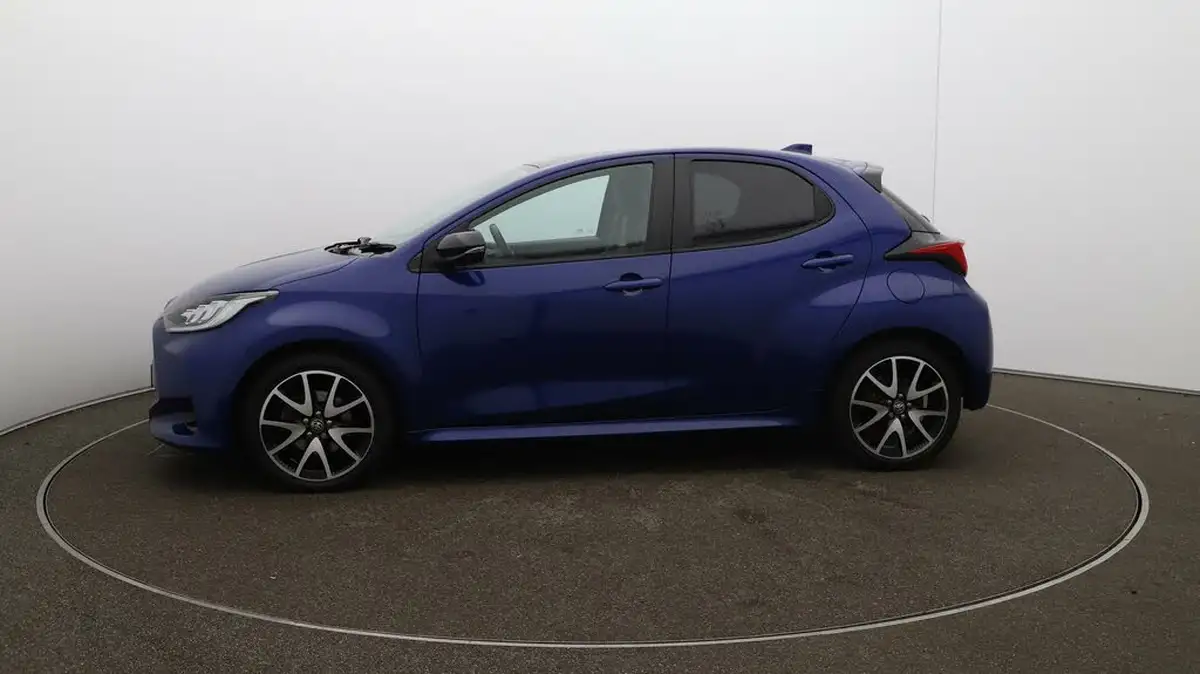 2022-toyota-yaris-15-vvt-i-dynamic-big-57