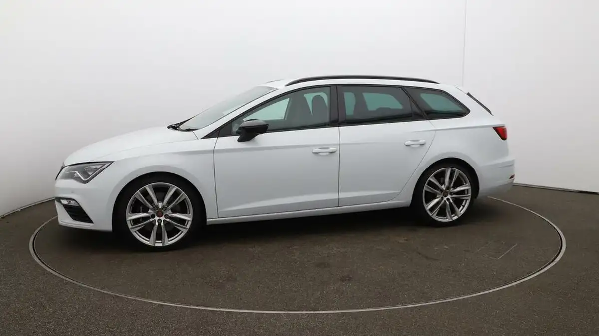2020-seat-leon-20-tsi-cupra-300-lux-big-58