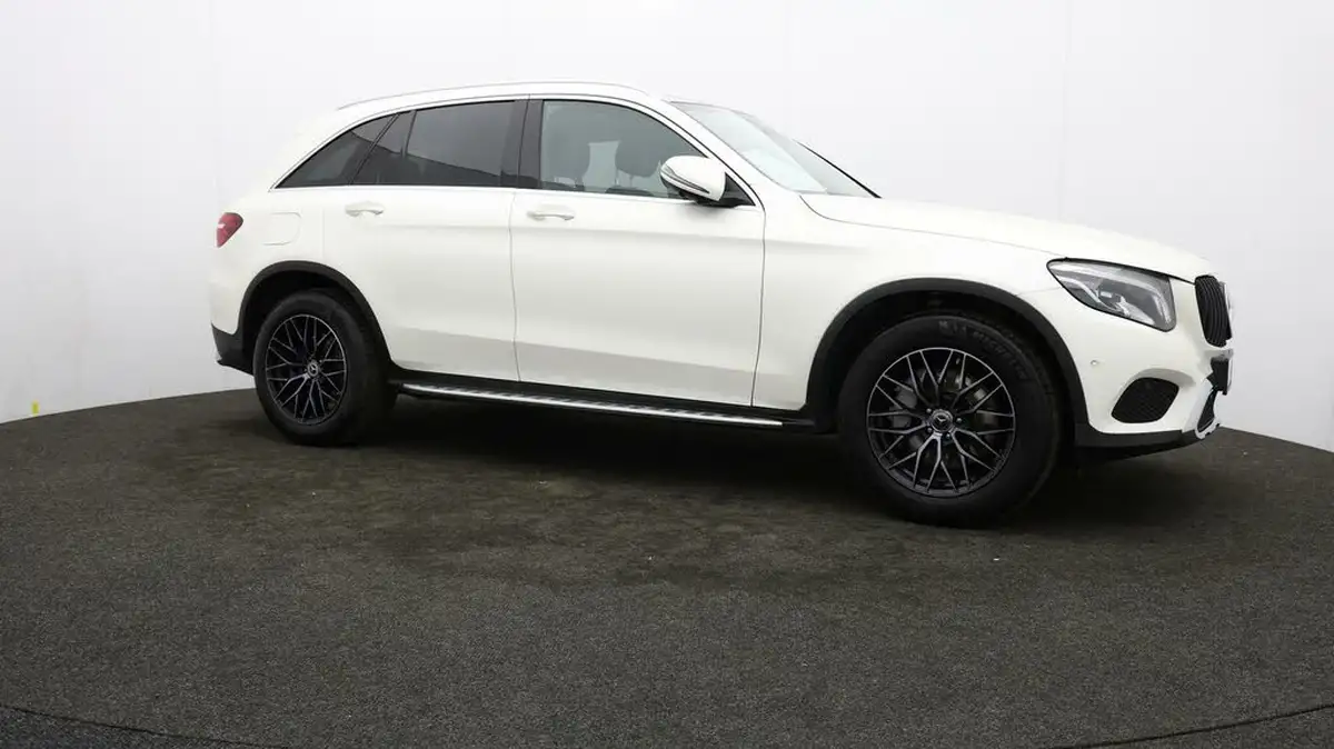 2019-mercedes-benz-glc-class-21d-glc250d-sport-premium-plusss-station-wagon-5d-big-37