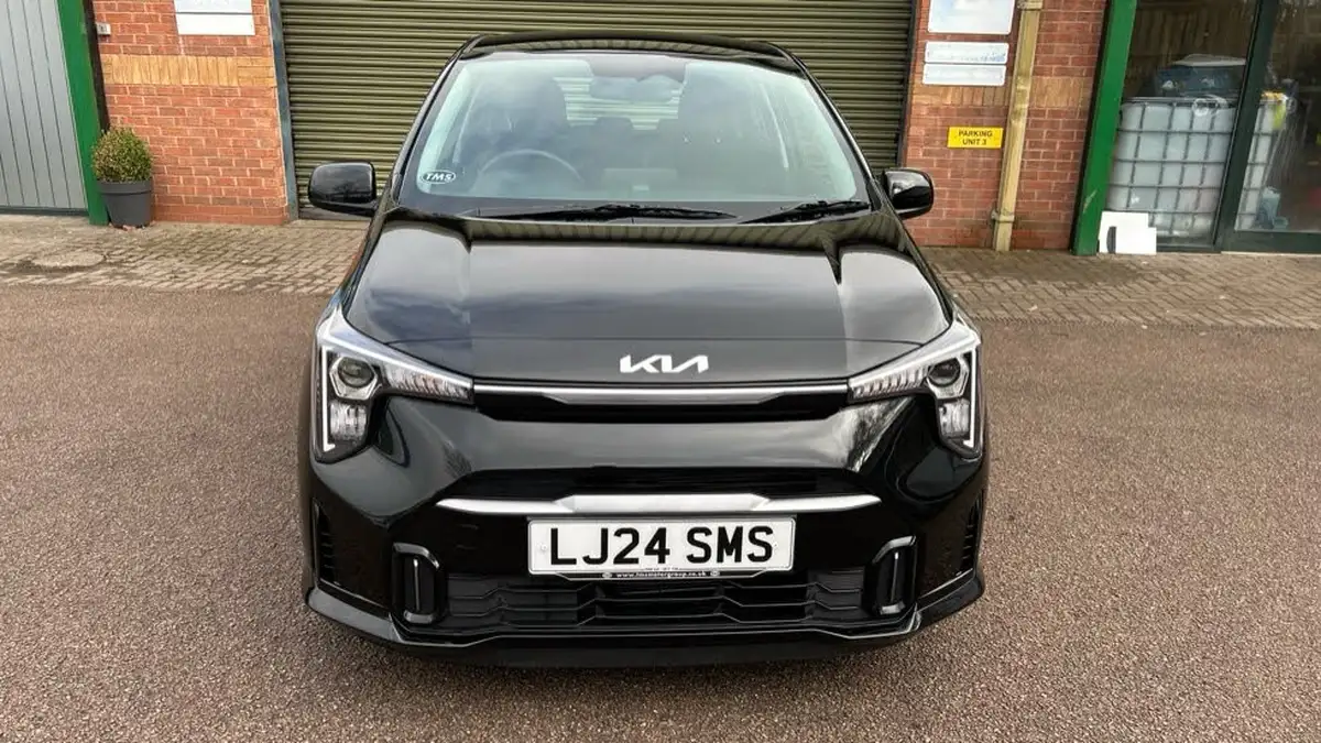 2024-kia-picanto-10-2-big-25