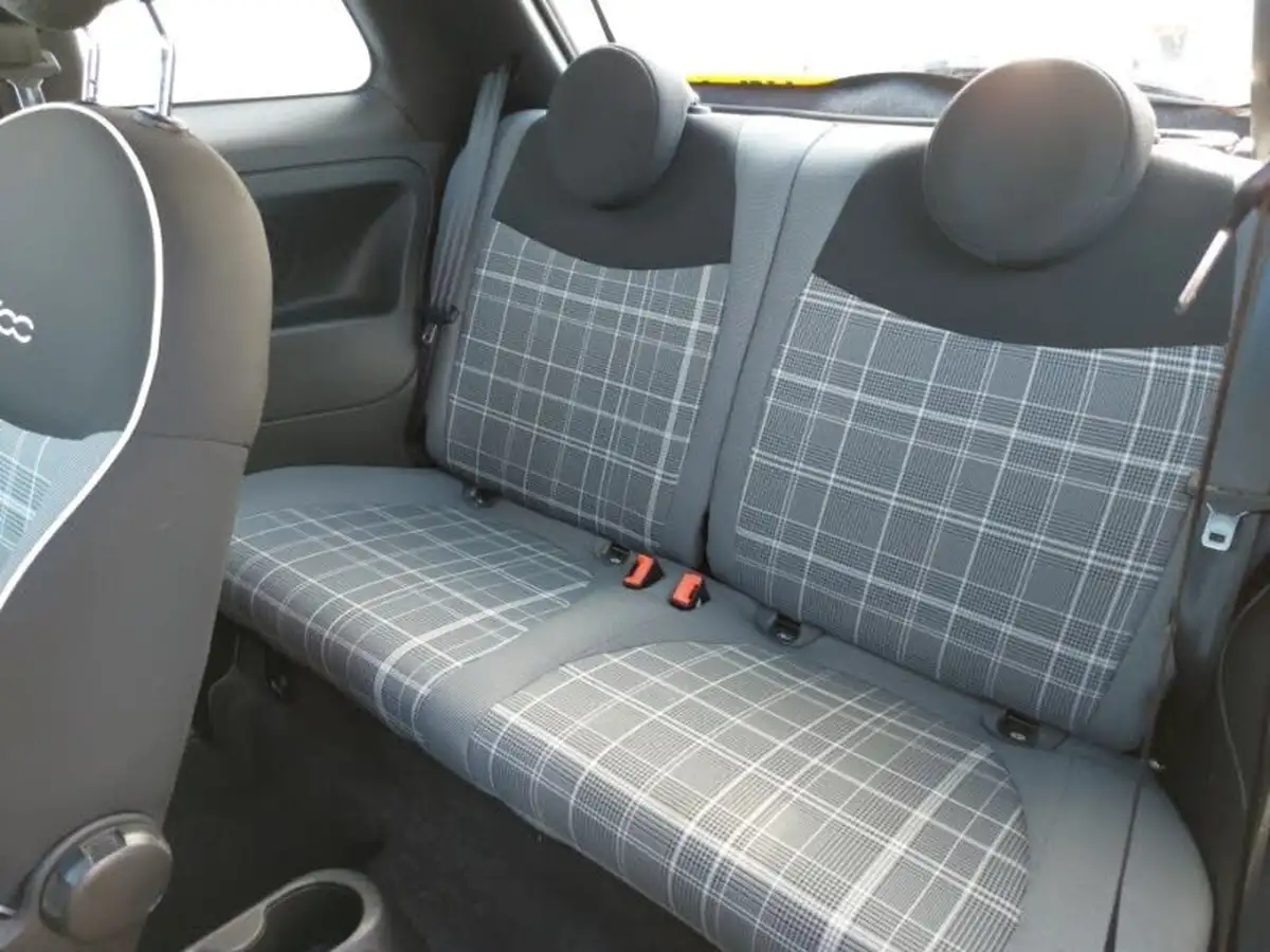 2020-fiat-500-10-lounge-big-5