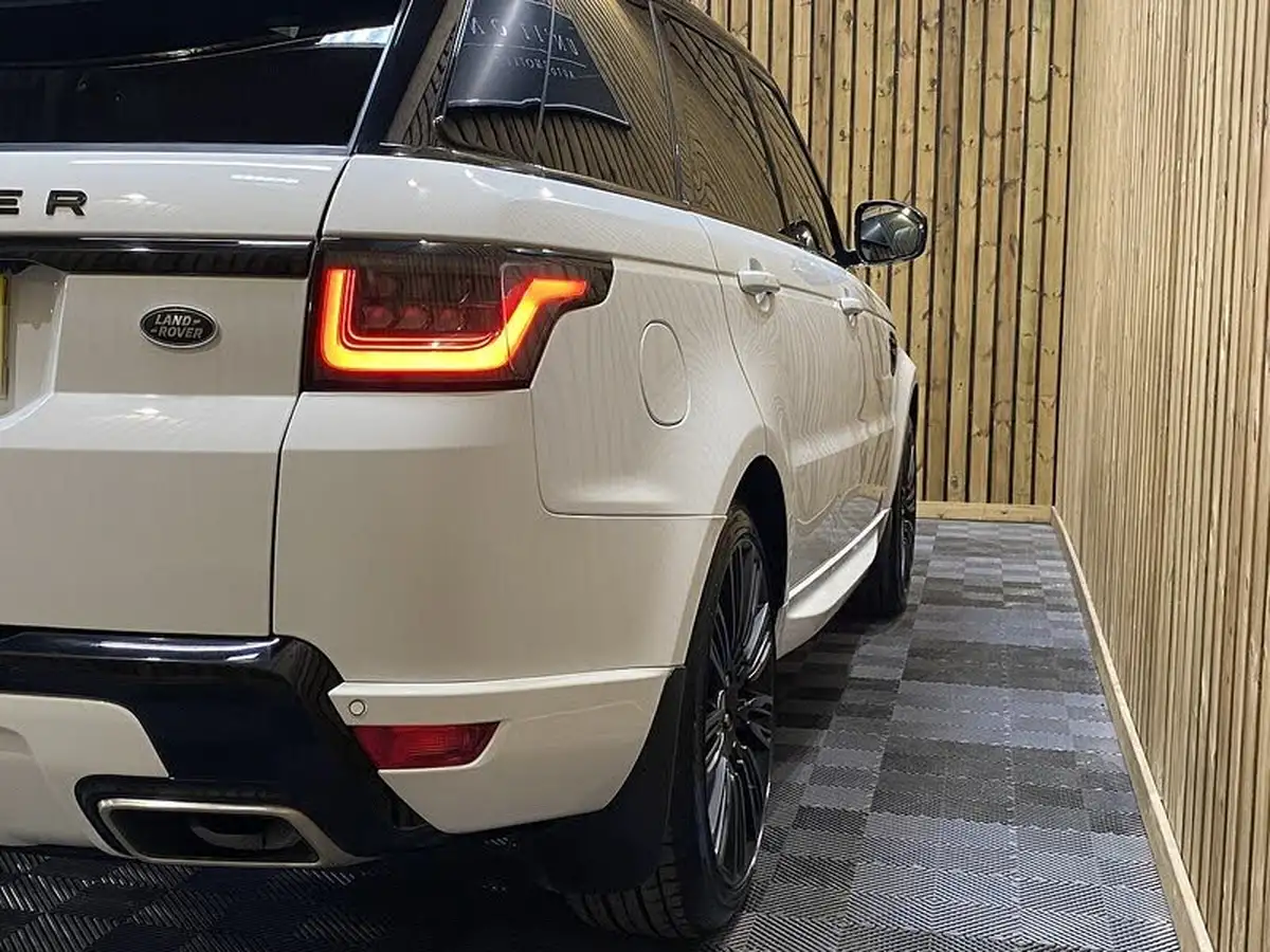 2019-land-rover-range-rover-sport-30-sdv6-hse-big-16