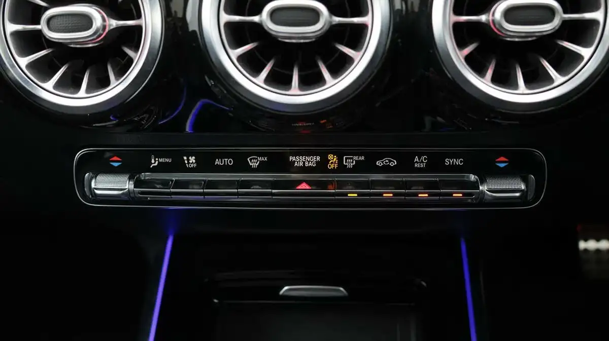 2020-mercedes-benz-b-class-13-b200-amg-line-premium-plus-big-12