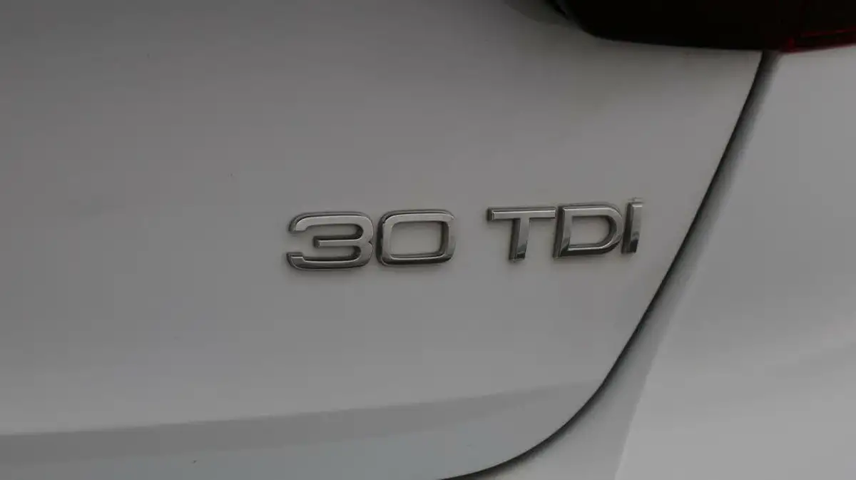 2021-audi-a4-avant-20-30-tdi-sport-edition-big-22