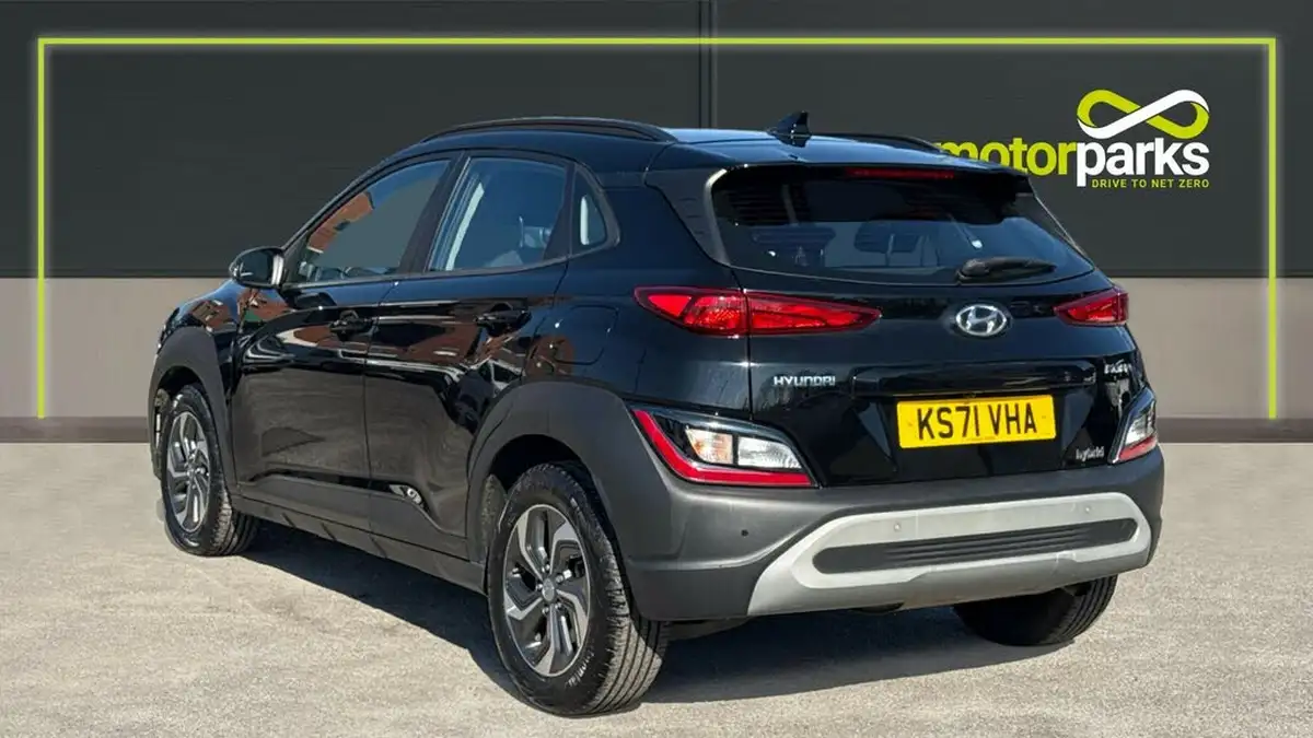 2022-hyundai-kona-16-gdi-se-connect-big-4