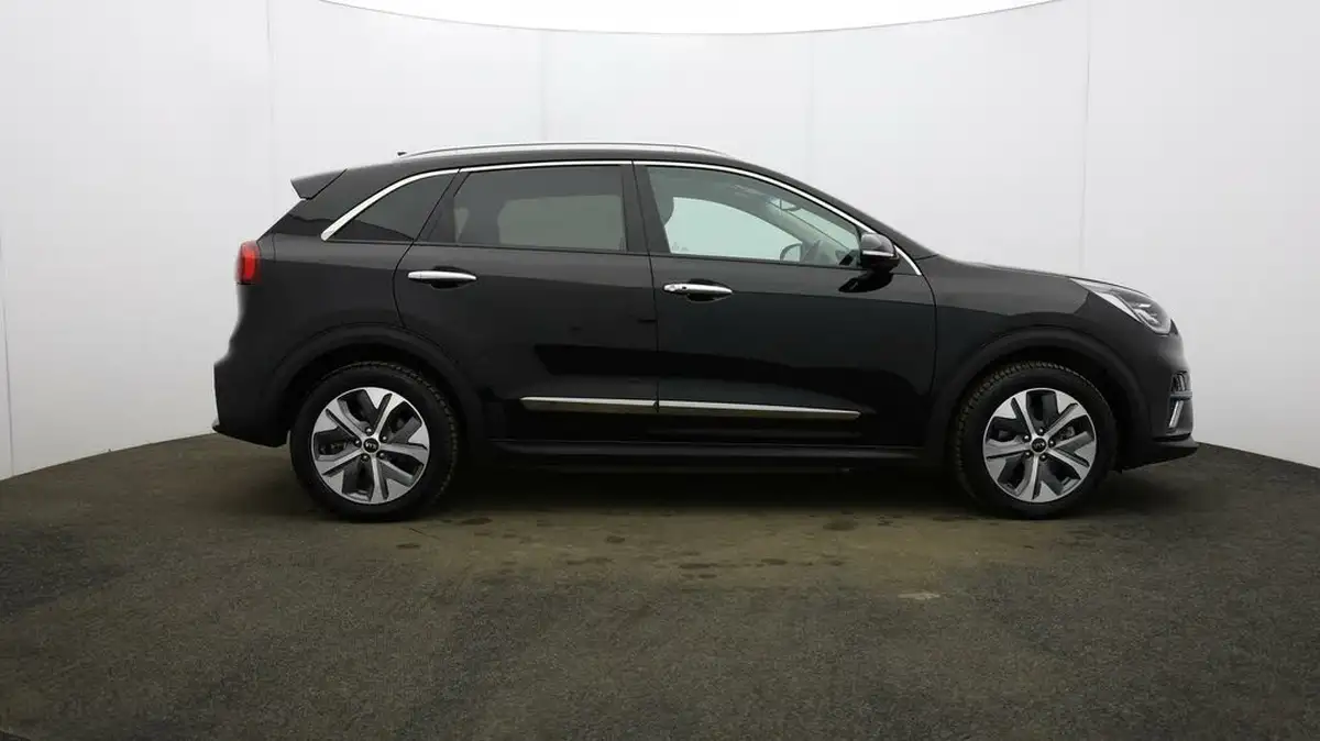 2021-kia-e-niro-ev-4-big-7