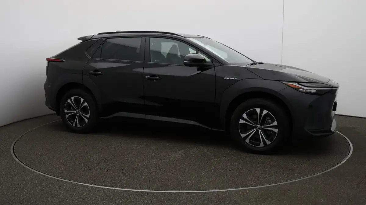 2024-toyota-bz4x-e-motion-201bhp-11kw-obc-big-38