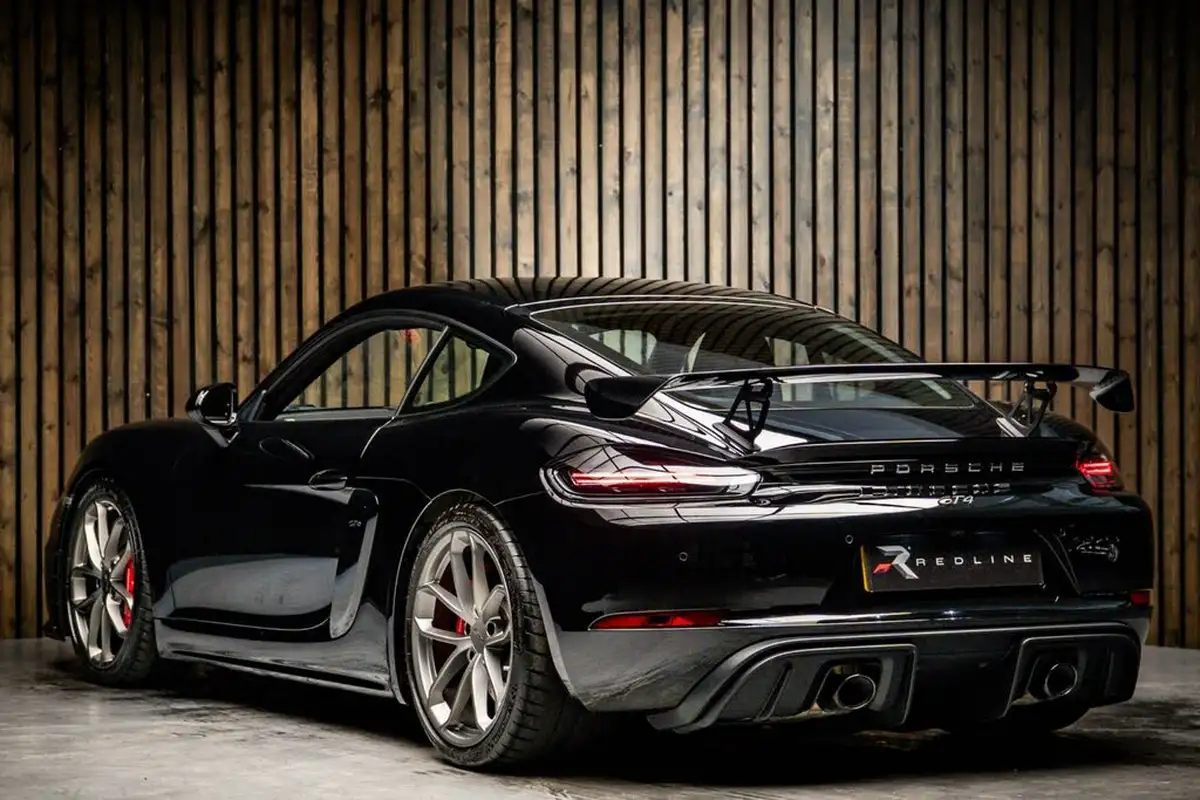 2023-porsche-cayman-718-40-cayman-gt4-big-2