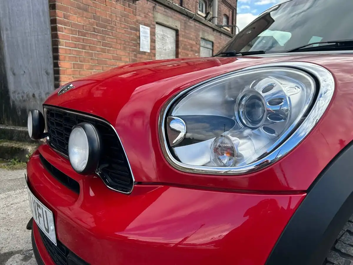 2012-mini-countryman-16-cooper-s-190bhp-all4-big-9