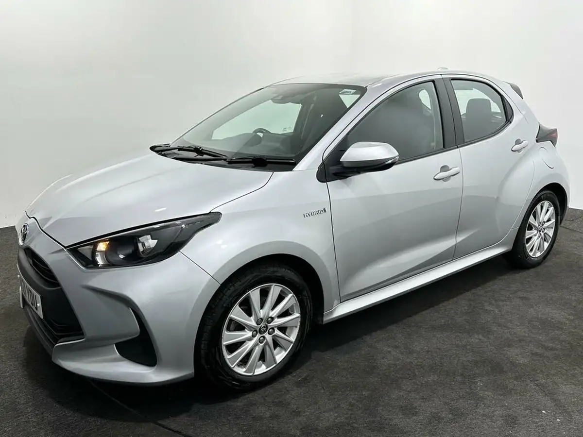 2021-toyota-yaris-15-vvt-i-icon-114bhp-hybrid-1490cc-e-cvt-big-49