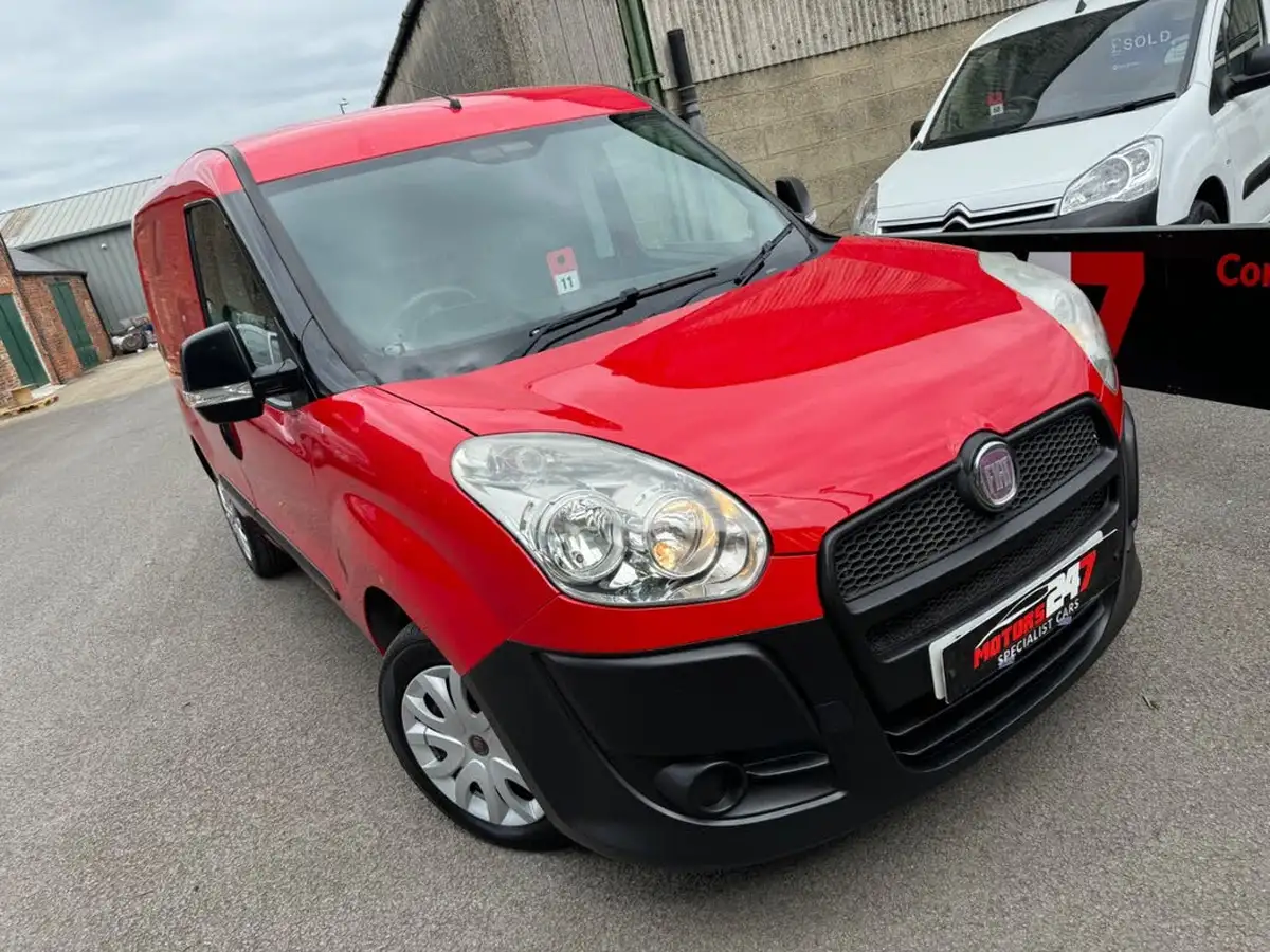 2013-fiat-doblo-cargo-13td-maxi-big-36