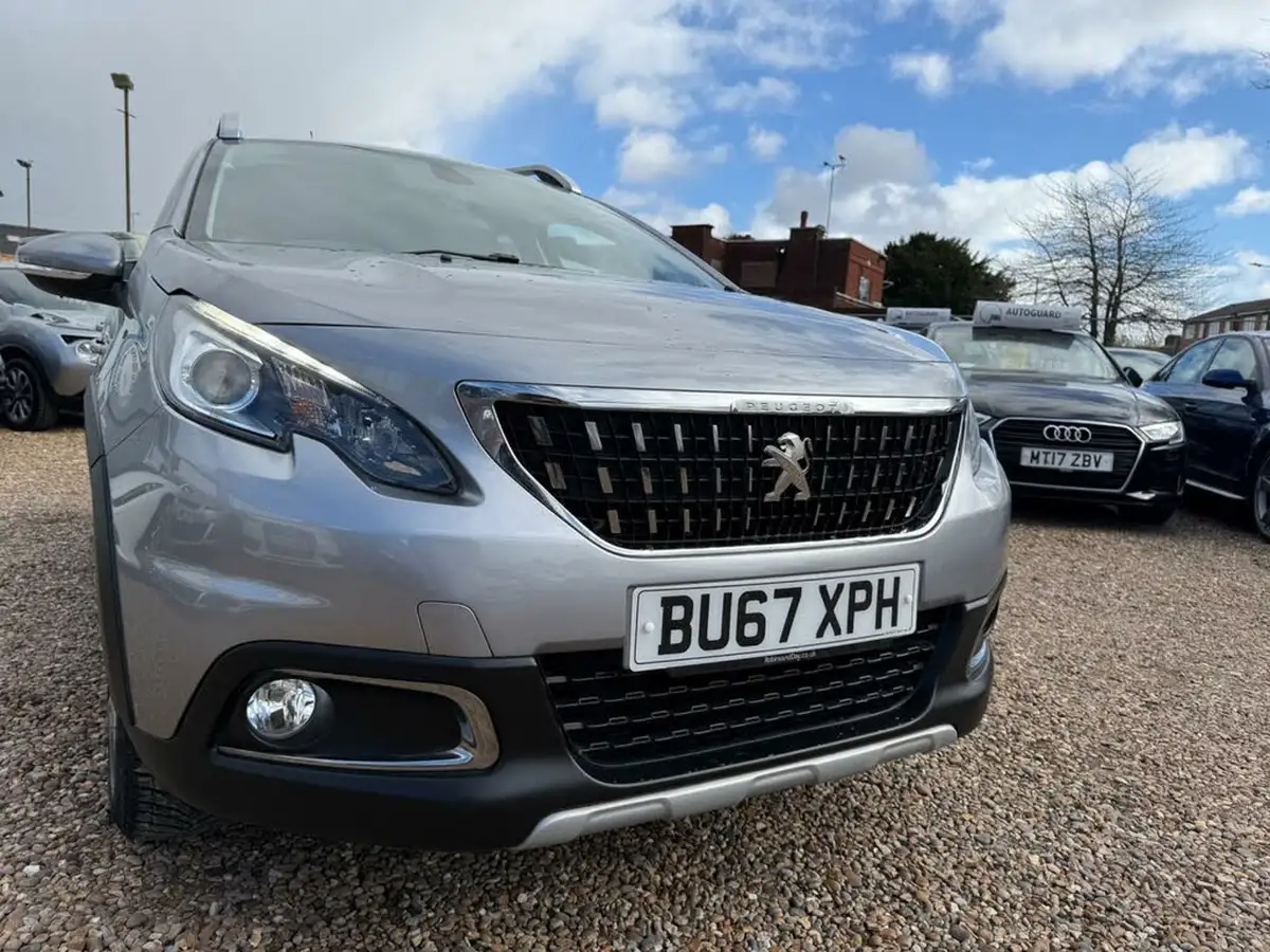 2017-peugeot-2008-suv-12-puretech-allure-110bhp-ss-eat6-big-16