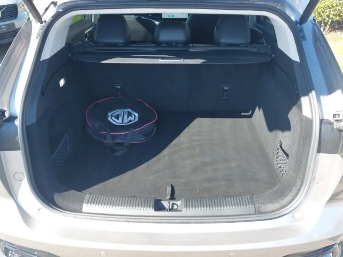 2024-mg-hs-15t-gdi-trophy-273ps-plug-in-hybrid-1496cc-auto-big-7