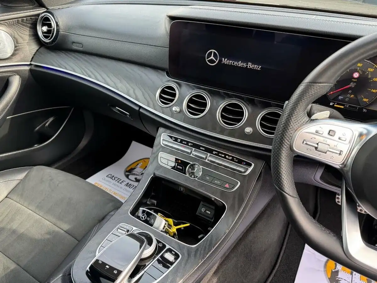 2019-mercedes-benz-e-class-30-d-e400d-amg-line-saloon-4d-plus-big-13