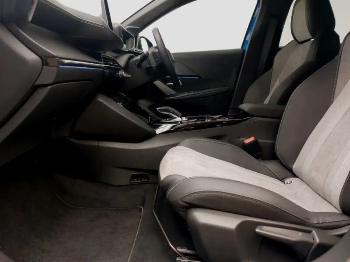 2021-peugeot-208-e-gt-premium-big-4