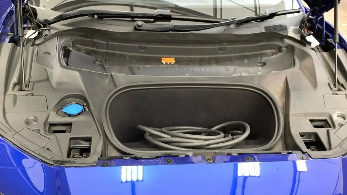 2021-jaguar-i-pace-ev400-hse-big-10