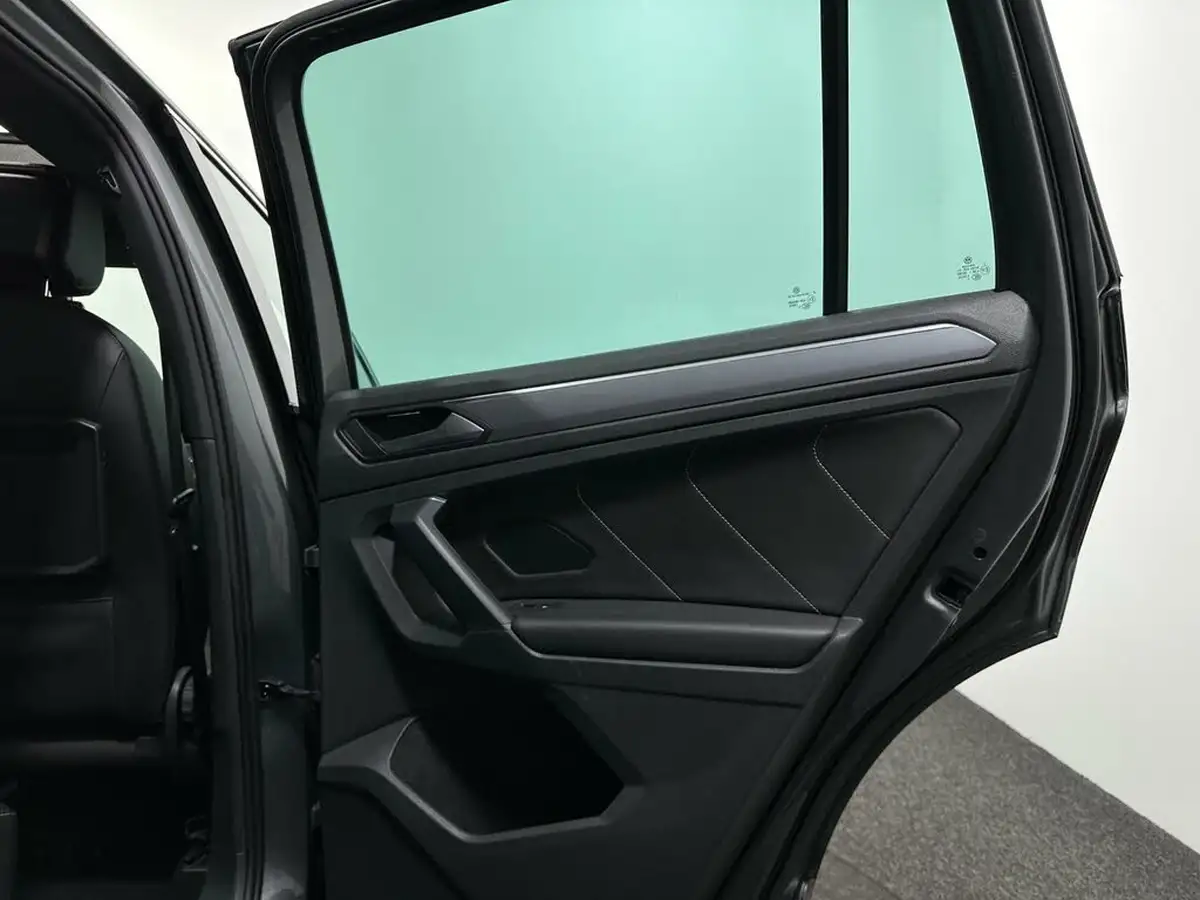 2019-volkswagen-tiguan-20tdi-r-line-tech-150ps-big-42