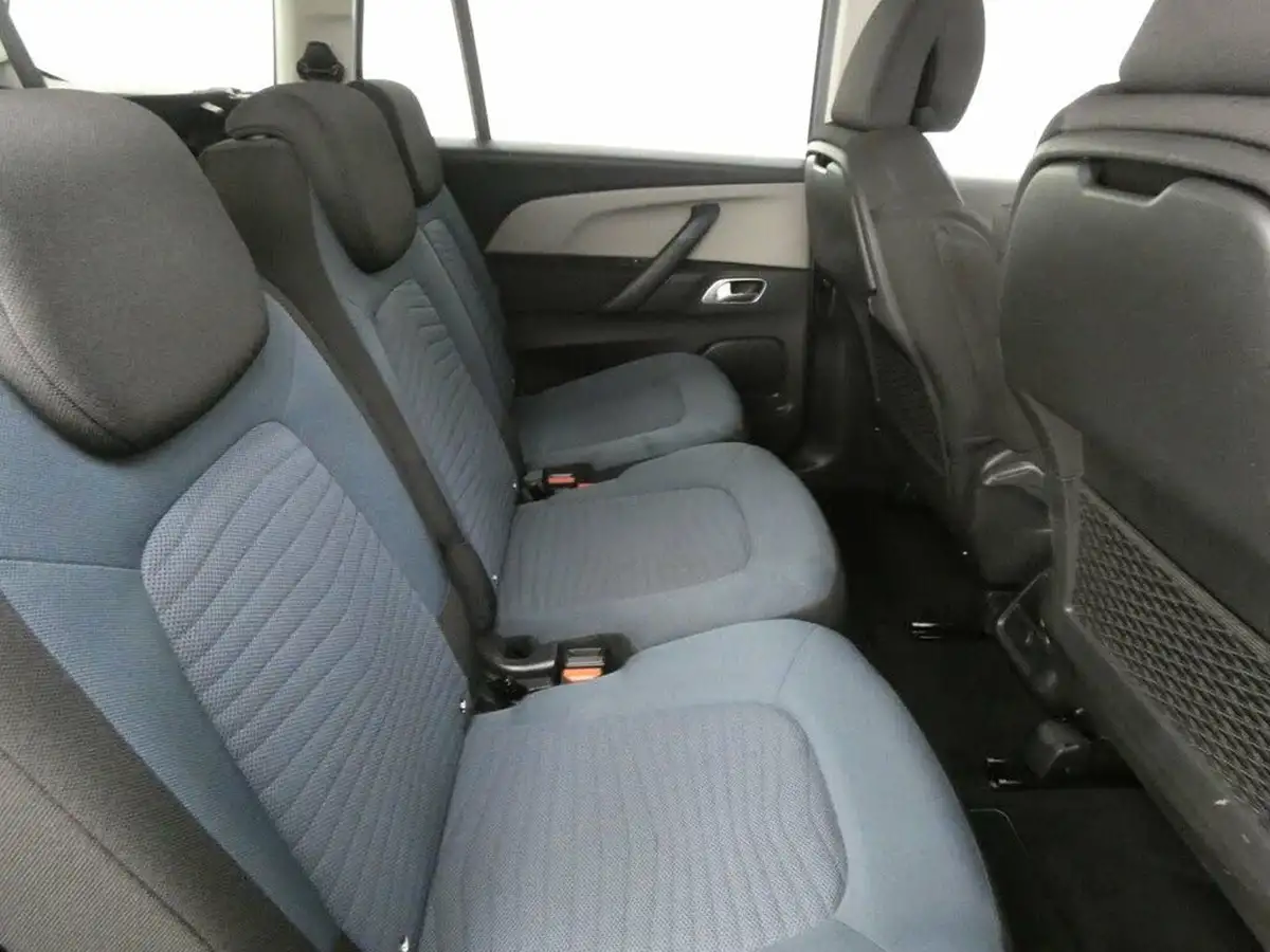 2019-citroen-grand-c4-spacetourer-12-puretech-feel-big-13