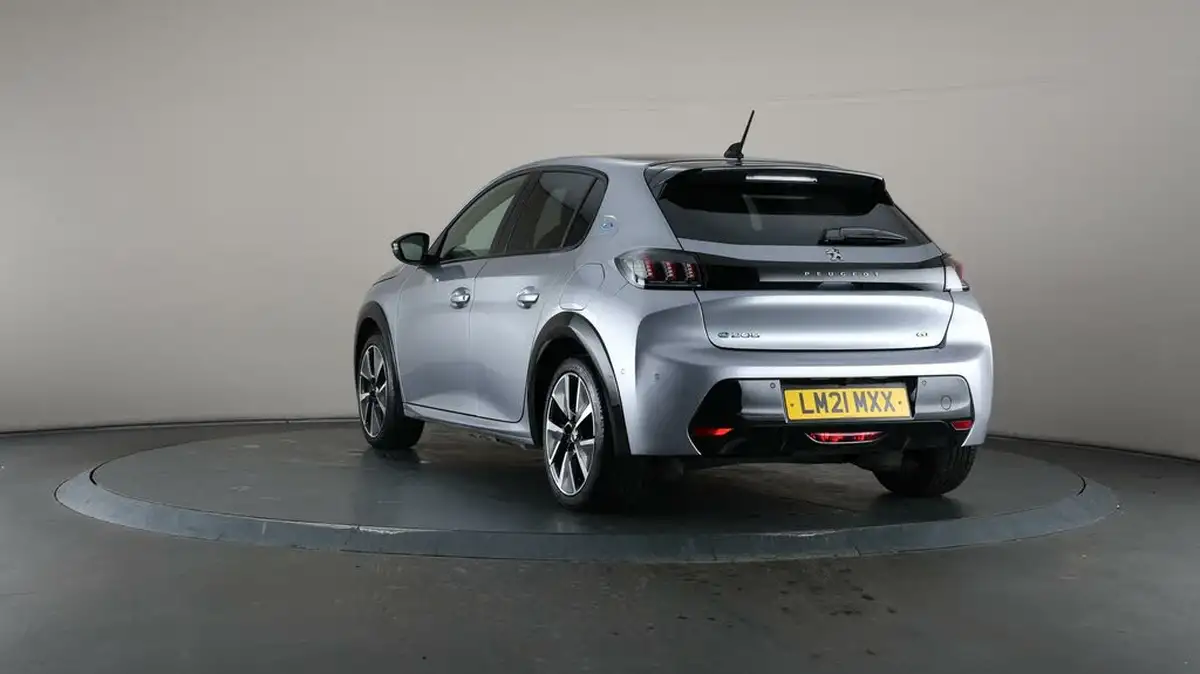 2021-peugeot-208-e-gt-50kwh-big-61