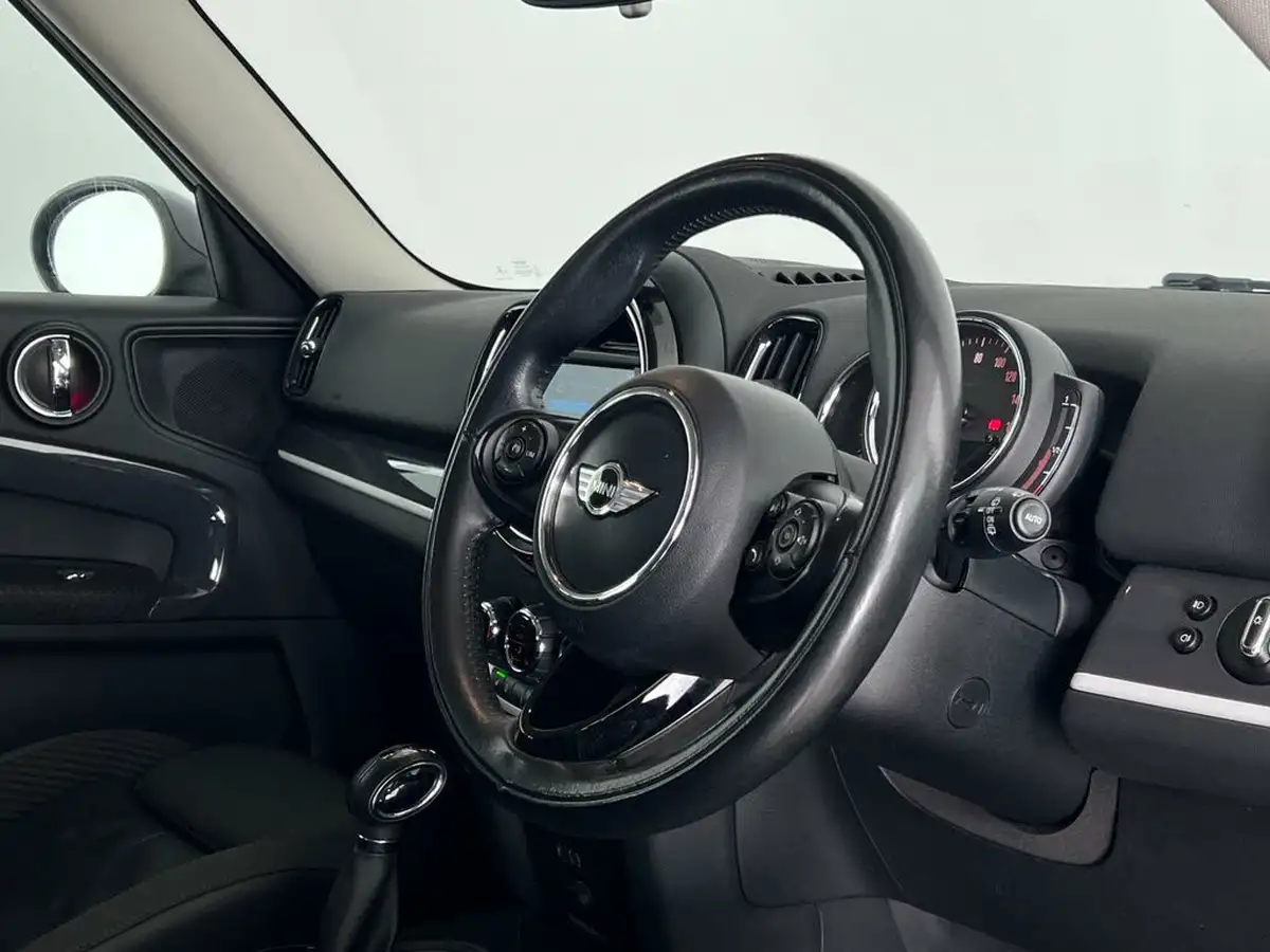 2018-mini-countryman-15-cooper-s-e-phev-ss-big-14