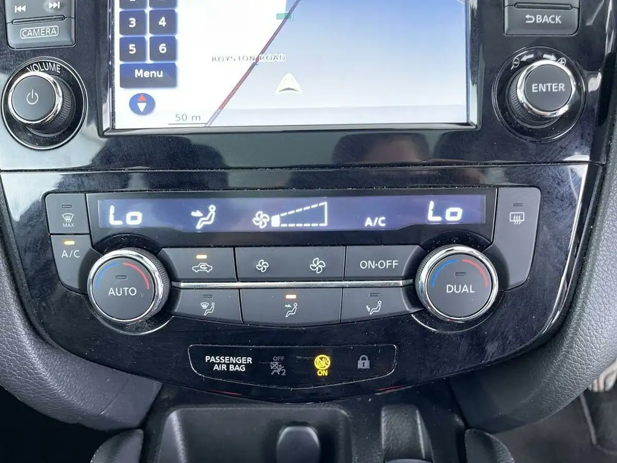 2017-nissan-qashqai-15dci-n-connecta-big-1