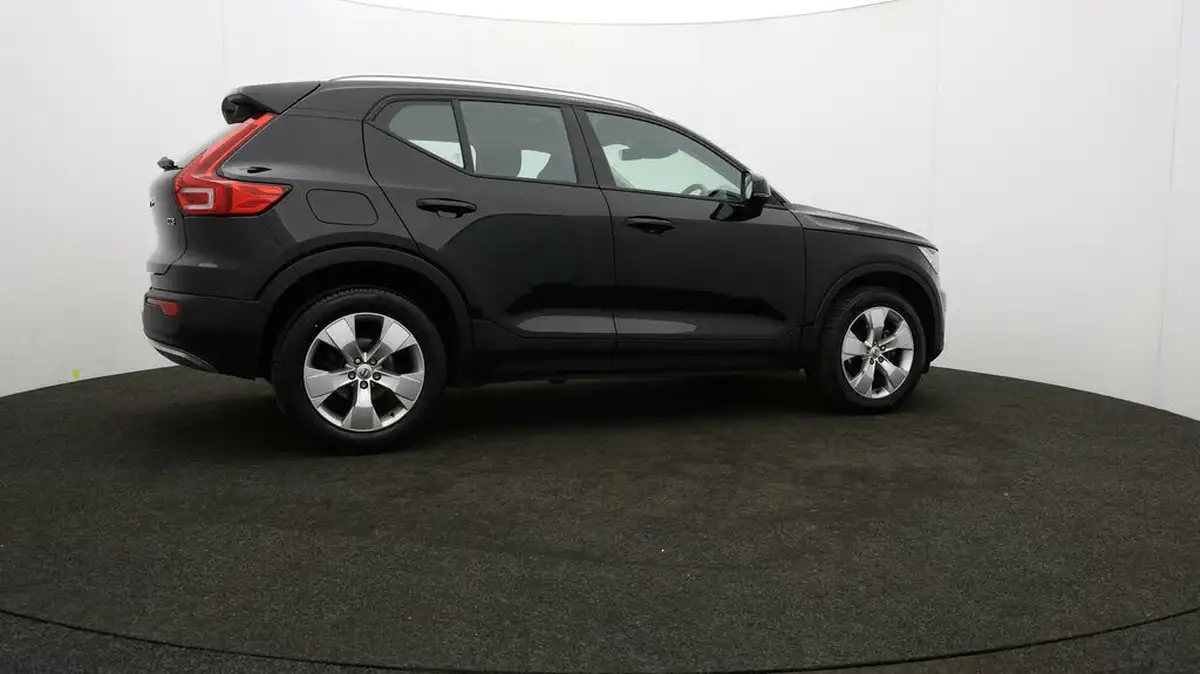 2020-volvo-xc40-20td-d3-momentum-geartronic-big-27