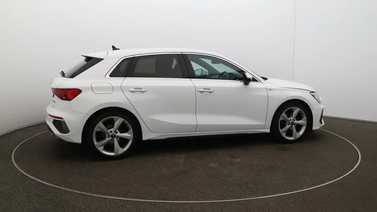 2022-audi-a3-15-35-tfsi-s-line-sportback-5d-big-43