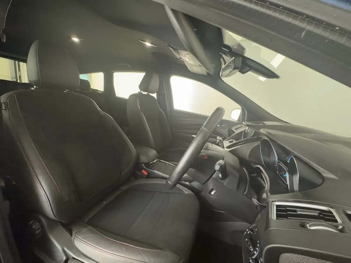 2019-ford-kuga-20tdci-st-line-150ps-ss-big-20