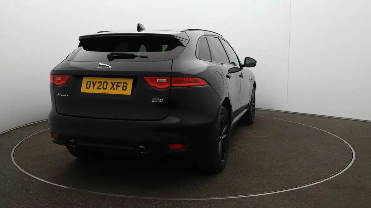 2020-jaguar-f-pace-20-i4d-chequered-flag-240ps-big-49