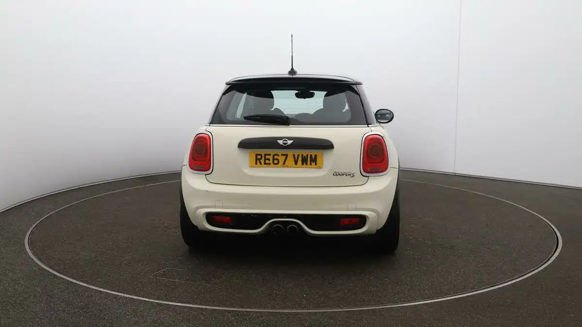 2017-mini-cooper-20-cooper-s-ss-hatchback-3d-sport-auto-big-50