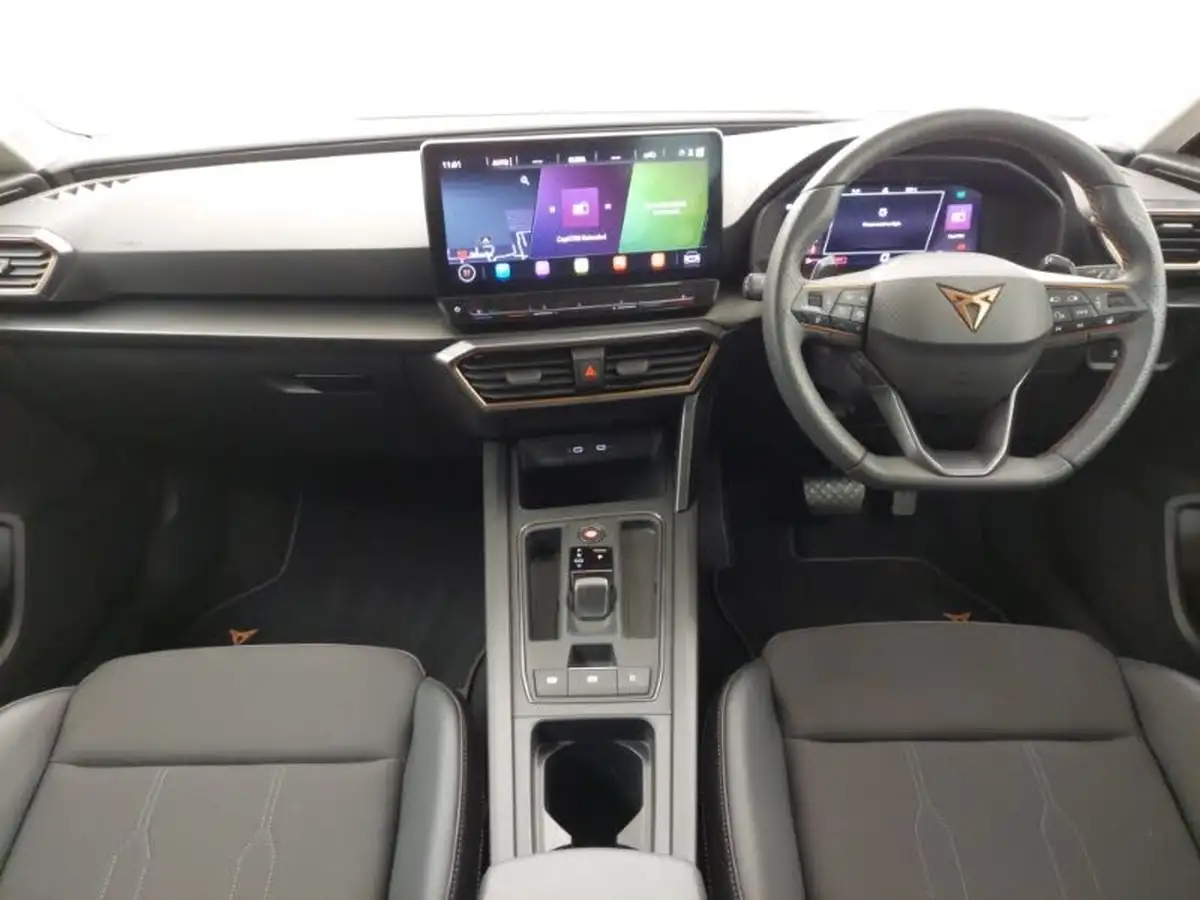 2024-cupra-leon-nf-15-etsi-v1-hatchback-big-2