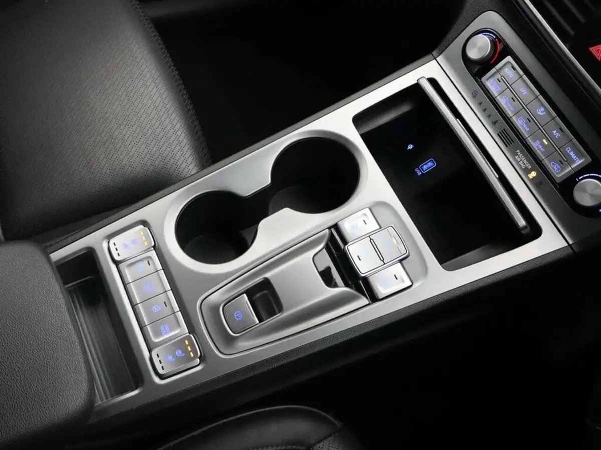2020-hyundai-kona-e-premium-se-64kwh-105kw-obc-big-15